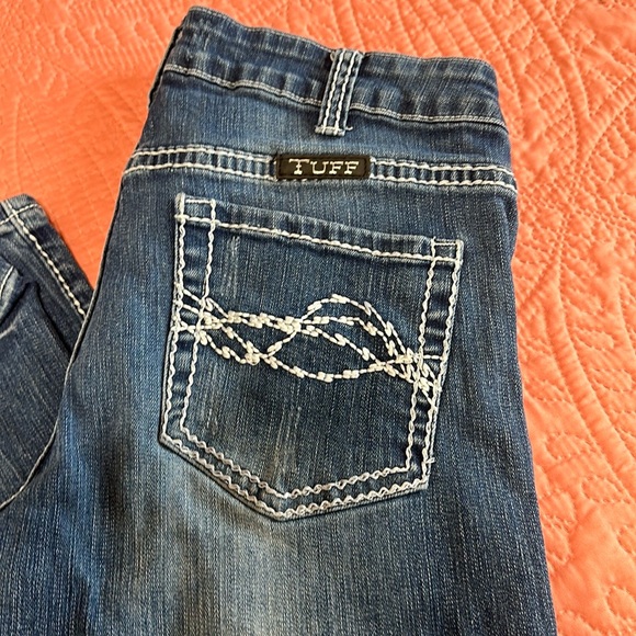 Cowgirl Tuff Jeans: Edgy - Picture 2 of 5